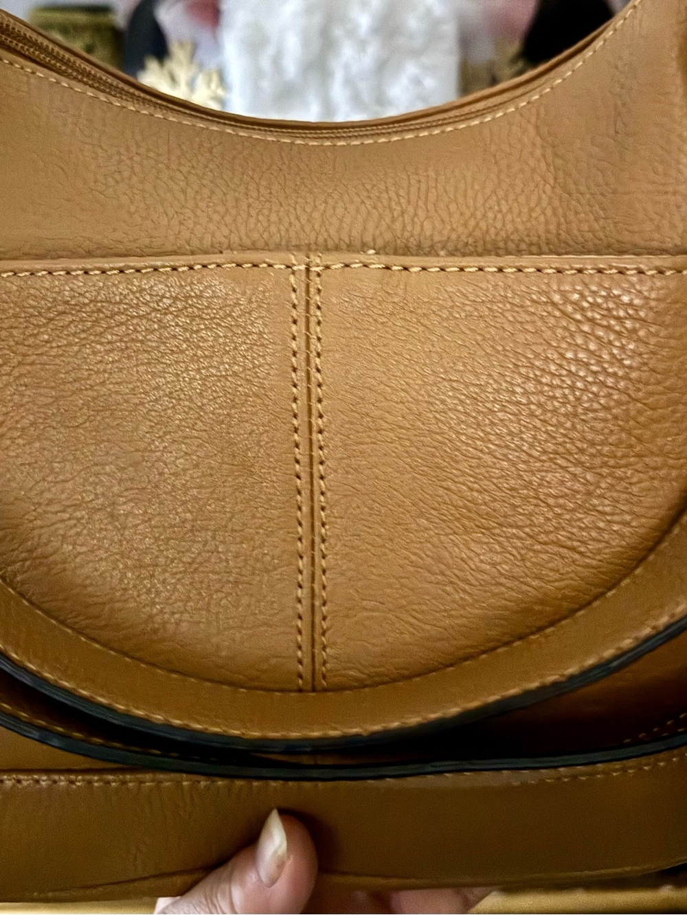 *Summer Clear Out!* Giani Bernini Tan Shoulder Bag with Pebbled Leather - Picture 8 of 8